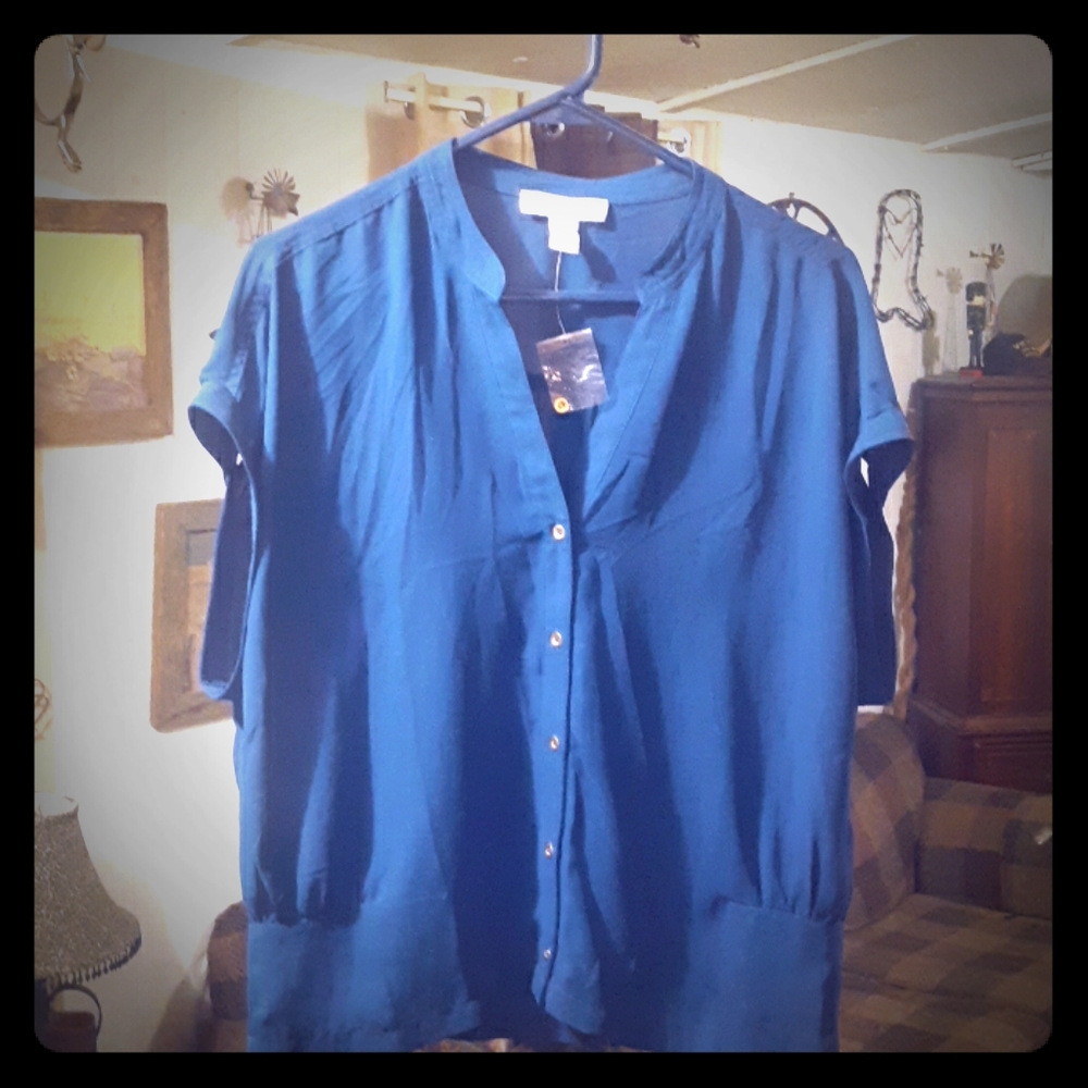 Top - Picture 1 of 1